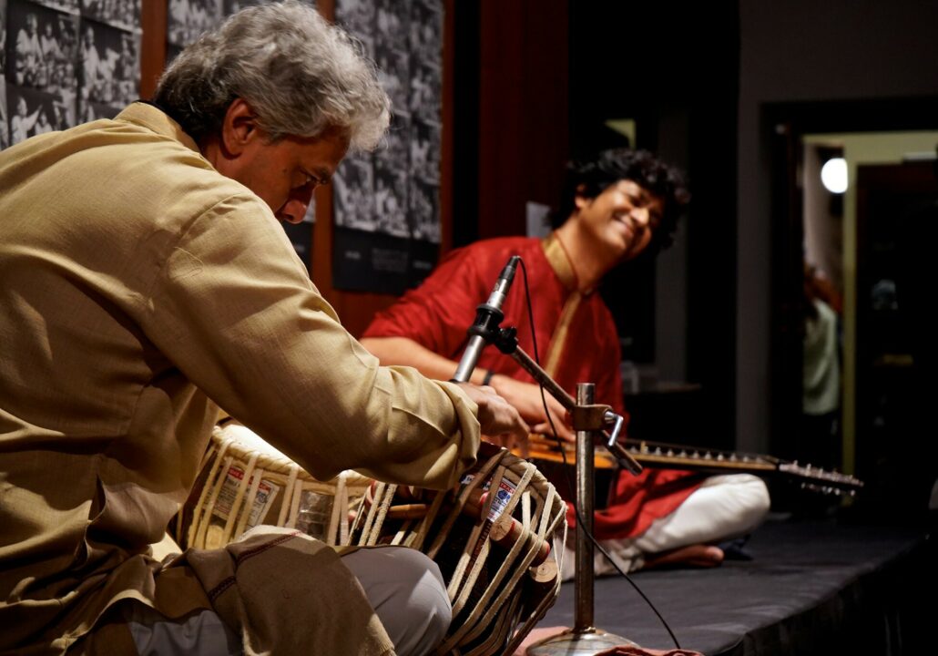Manish Pingle (Indian slide guitar) with Bobby Singh