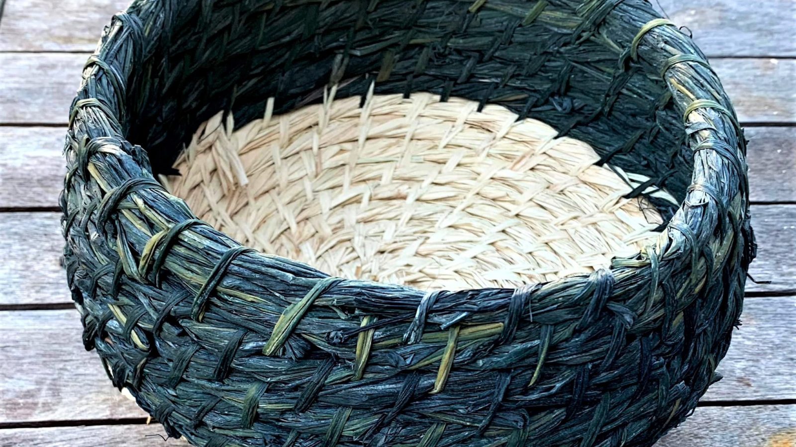 Woven basket with natural dyes